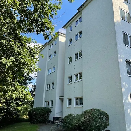 Work & Travel Fuer 4 Personen *